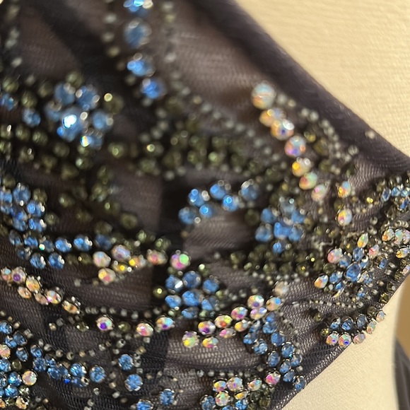 JOVANI Navy Plunging Neckline Gown with Gorgeous Rhinestone Detailing Size 2 - Picture 9 of 16